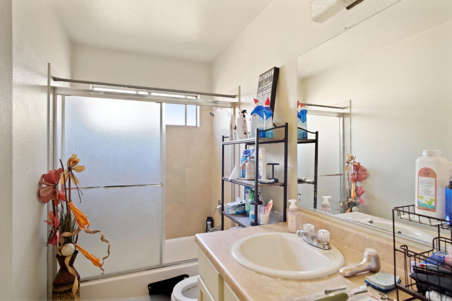 Detail Gallery Image 42 of 54 For 3004 Mulholland Dr, Modesto,  CA 95355 - – Beds | – Baths