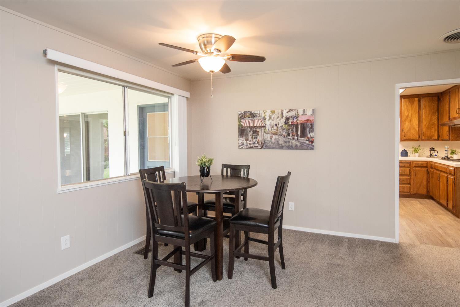 Detail Gallery Image 21 of 56 For 710 Leveland, Modesto,  CA 95350 - 5 Beds | 3 Baths