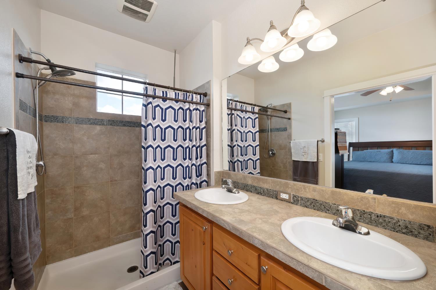 Detail Gallery Image 26 of 37 For 105 Hickory St, Roseville,  CA 95678 - 3 Beds | 2/1 Baths