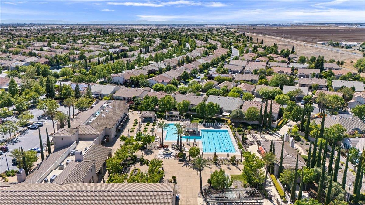 Detail Gallery Image 44 of 48 For 120 Pelican Bay Cir, Sacramento,  CA 95835 - 2 Beds | 2 Baths