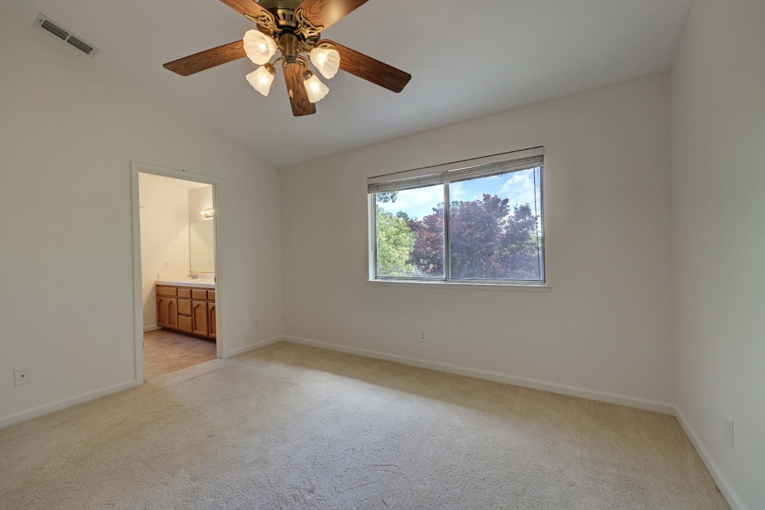Detail Gallery Image 14 of 23 For 8314 Benjamin Dr, Antelope,  CA 95843 - 3 Beds | 2/1 Baths