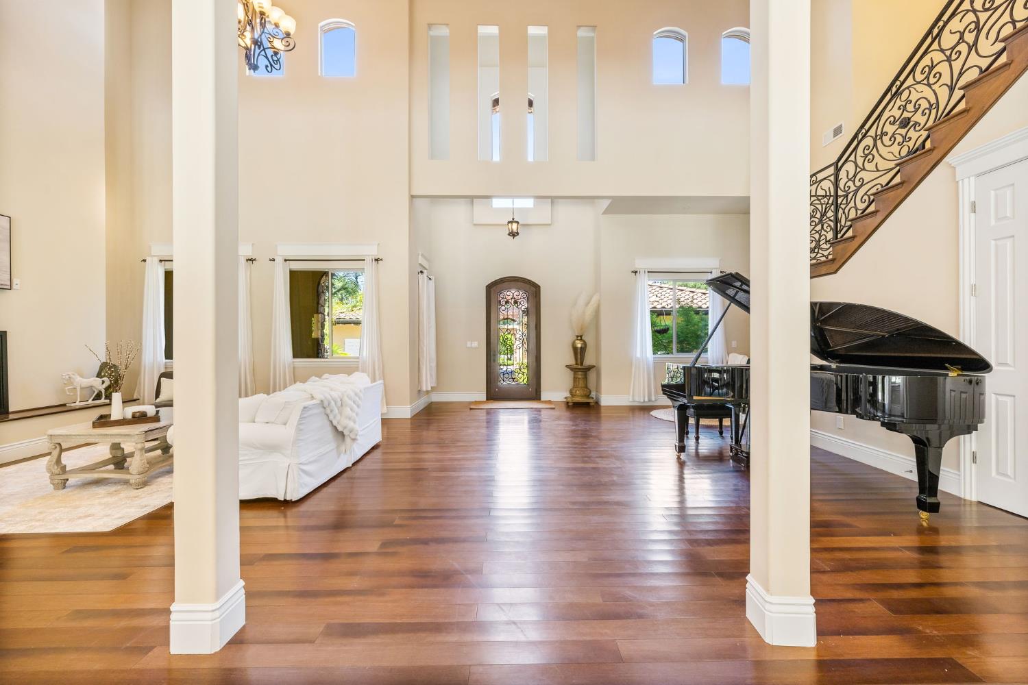 Detail Gallery Image 17 of 98 For 5521 Monte Claire Ln, Loomis,  CA 95650 - 6 Beds | 6/1 Baths
