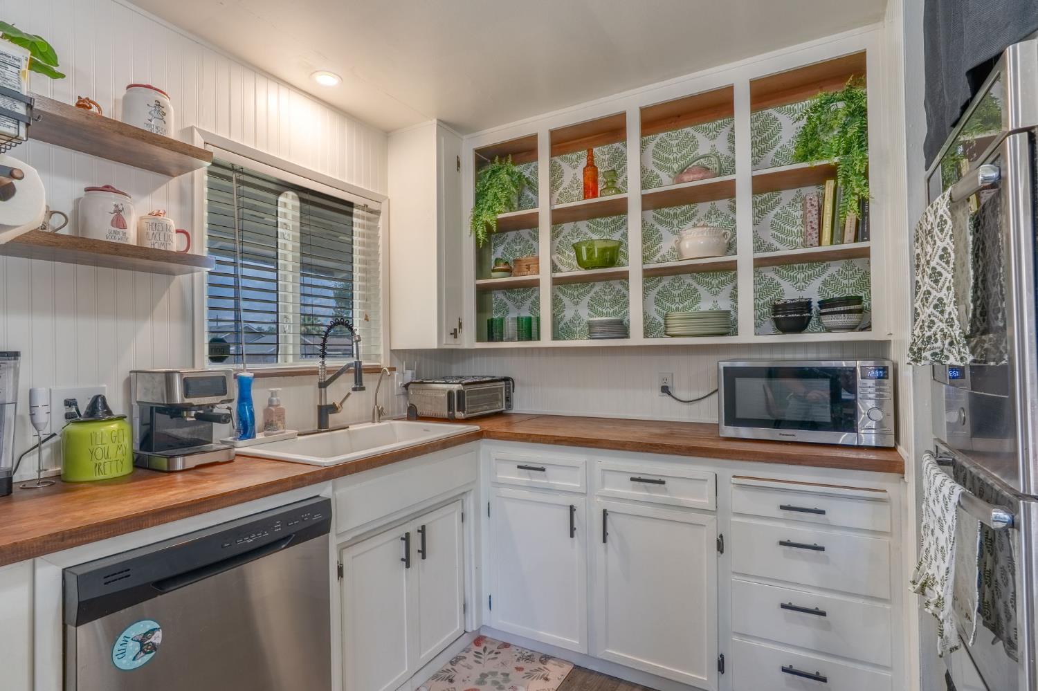 Detail Gallery Image 13 of 27 For 3730 Stanislaus St, Riverbank,  CA 95367 - 3 Beds | 2 Baths