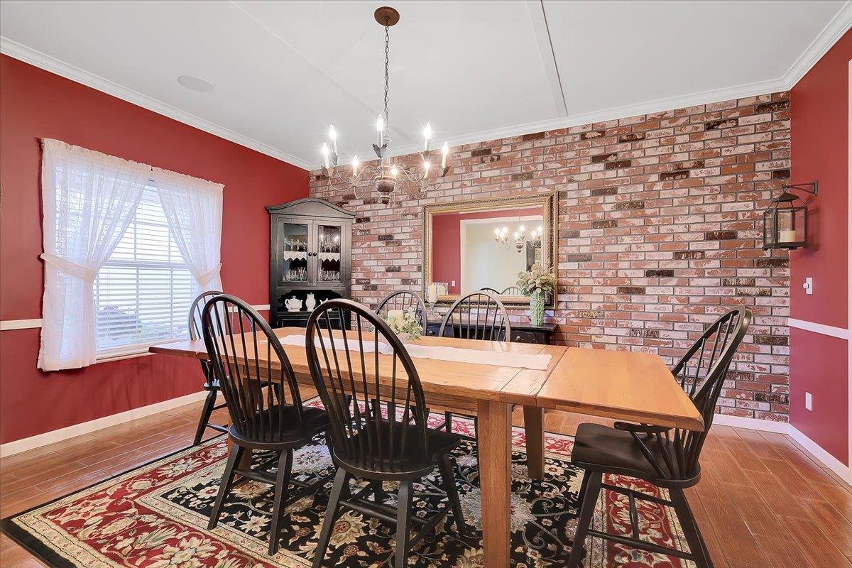 Detail Gallery Image 7 of 84 For 685 Saddleback Dr, Marysville,  CA 95901 - 3 Beds | 2/2 Baths