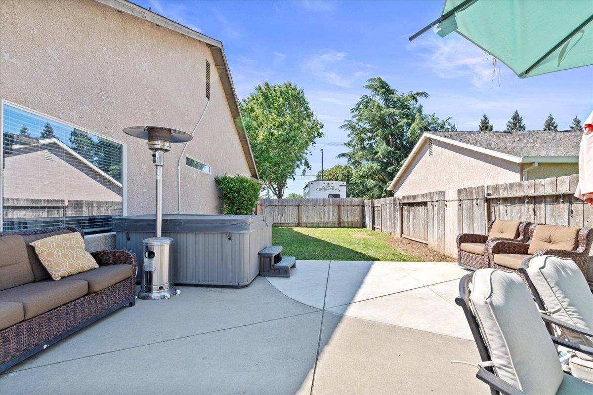 Detail Gallery Image 17 of 25 For 12701 Bonnie Brae Ave, Waterford,  CA 95386 - 4 Beds | 2 Baths
