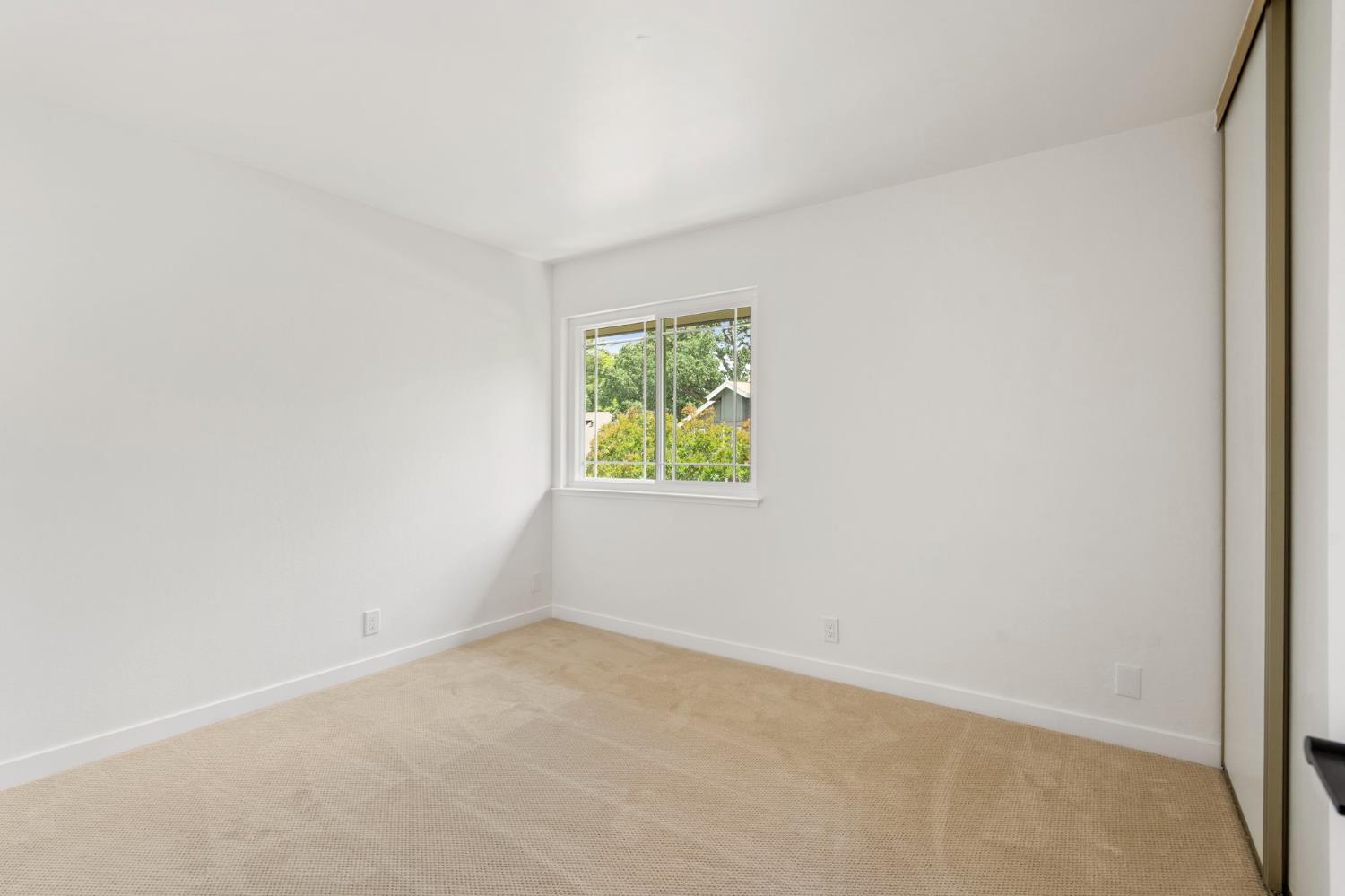 Detail Gallery Image 24 of 30 For 1736 Park Place Dr, Carmichael,  CA 95608 - 4 Beds | 2/1 Baths