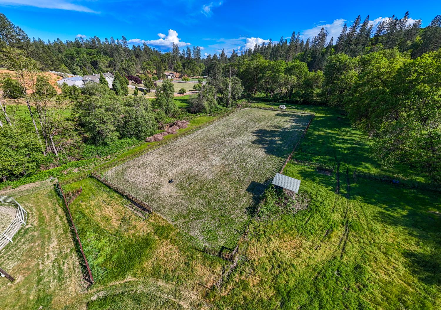 Detail Gallery Image 32 of 44 For 13615 Mccourtney Rd, Grass Valley,  CA 95949 - 2 Beds | 2/2 Baths