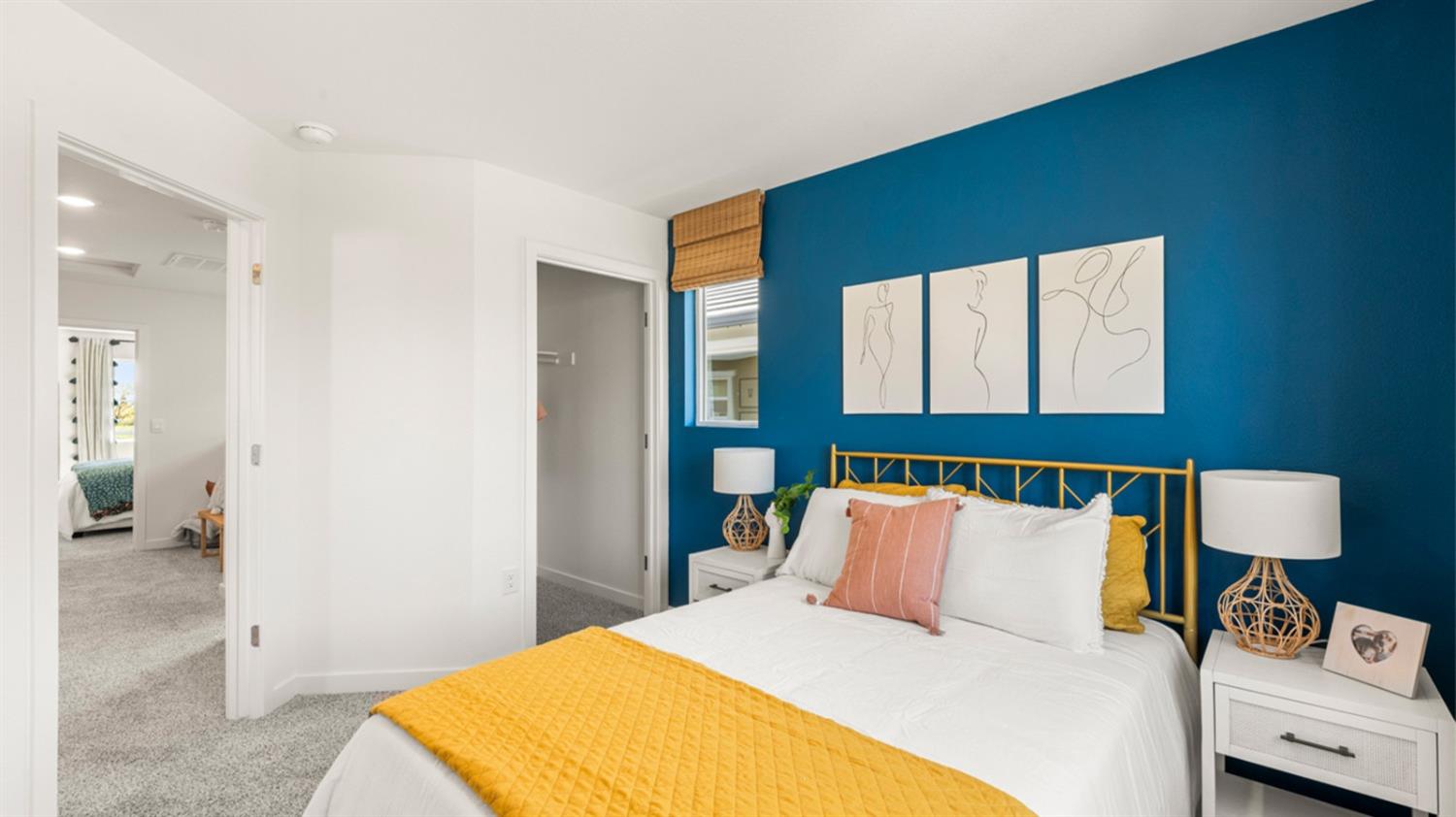 Detail Gallery Image 8 of 11 For 935 Night Sky Lane Walk, Sacramento,  CA 95834 - 3 Beds | 2 Baths
