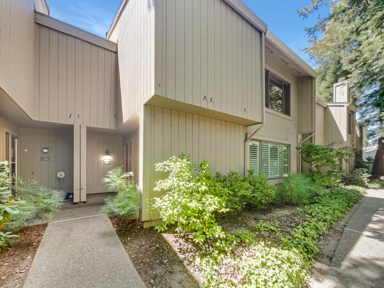 Photo #9: 225062142 Listing: Photo #9