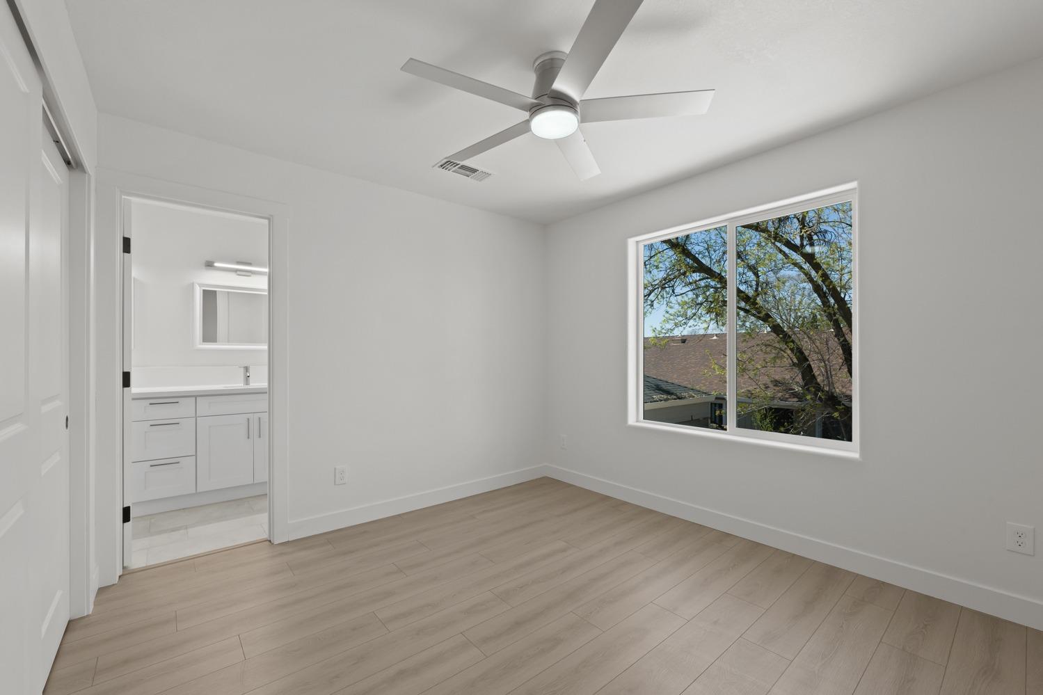 Detail Gallery Image 19 of 33 For 2565 Lexington St, Sacramento,  CA 95815 - – Beds | – Baths