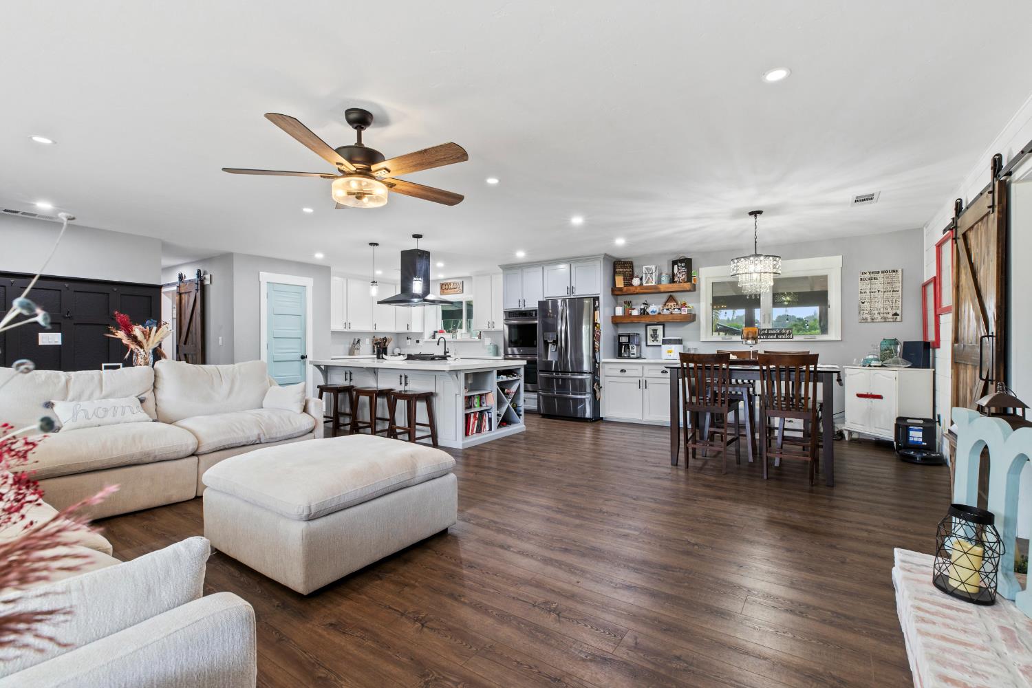 Detail Gallery Image 15 of 33 For 16302 Morrison Rd, Oakdale,  CA 95361 - 3 Beds | 2 Baths