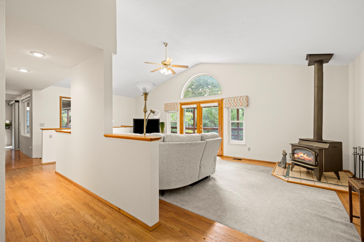 Thomas Drive, Auburn, California image 7