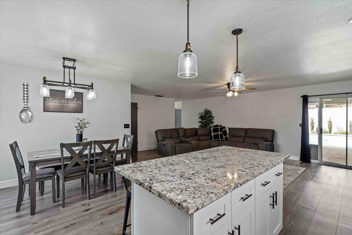Detail Gallery Image 18 of 38 For 48 Obsidian Dr, Oakdale,  CA 95361 - 3 Beds | 2 Baths