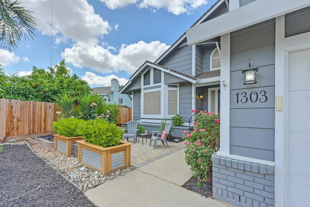 Liberty Court, Roseville, California image 3