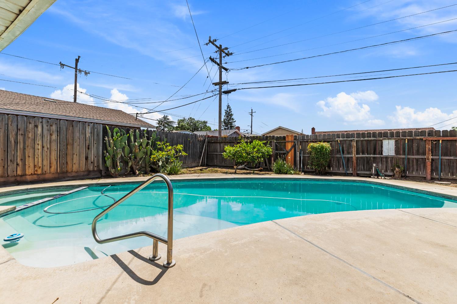 Detail Gallery Image 30 of 46 For 3742 Topeka St, Riverbank,  CA 95367 - 2 Beds | 2 Baths