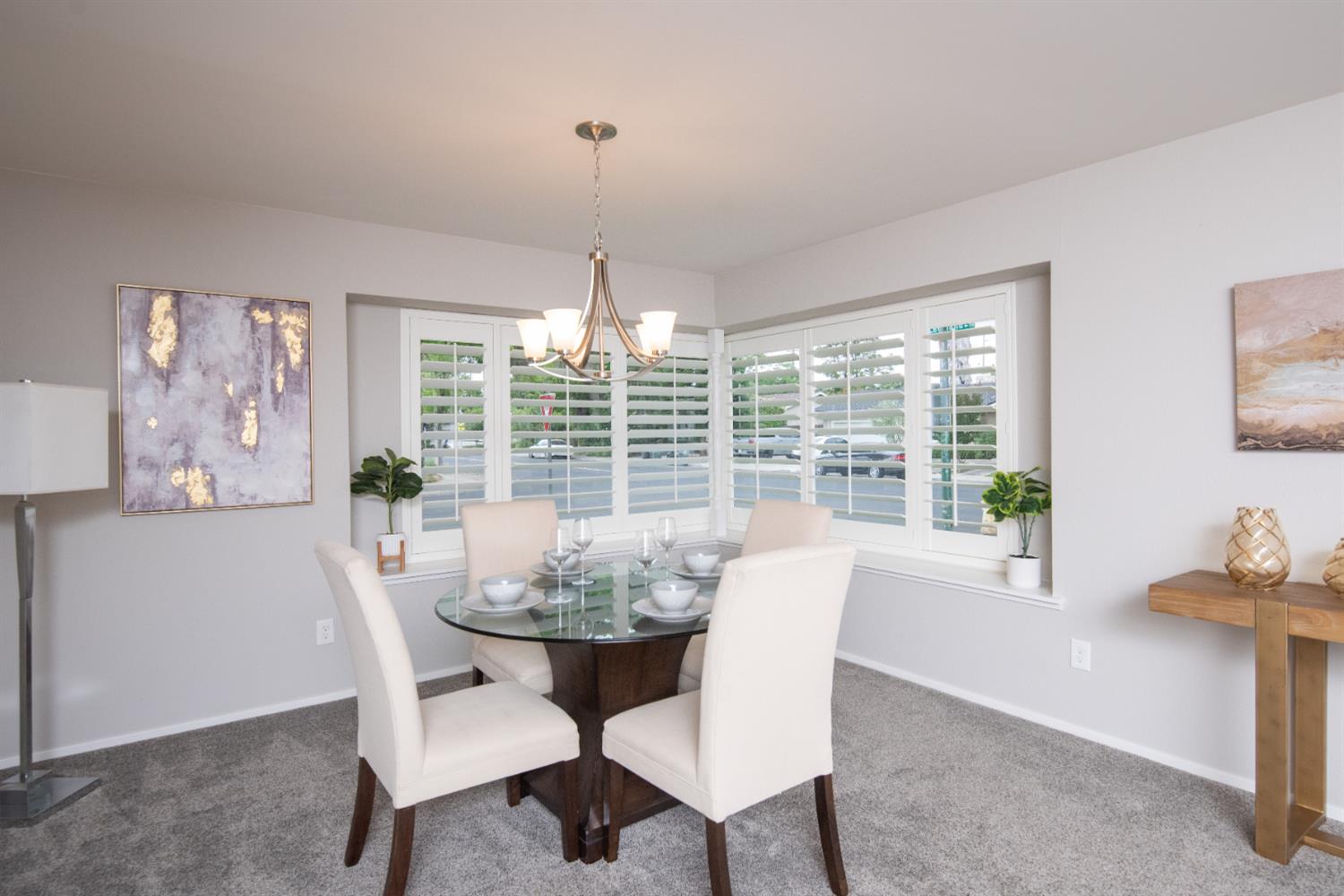Detail Gallery Image 11 of 56 For 710 Leveland, Modesto,  CA 95350 - 5 Beds | 3 Baths
