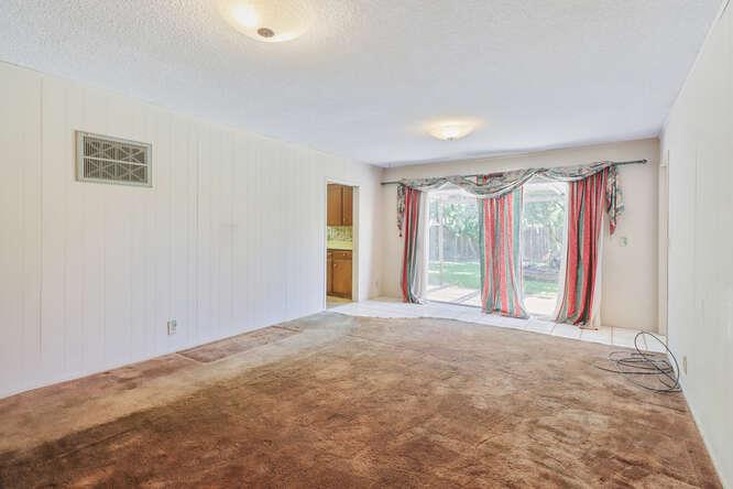 Detail Gallery Image 20 of 49 For 51 Tristan Cir, Sacramento,  CA 95823 - 5 Beds | 2/1 Baths
