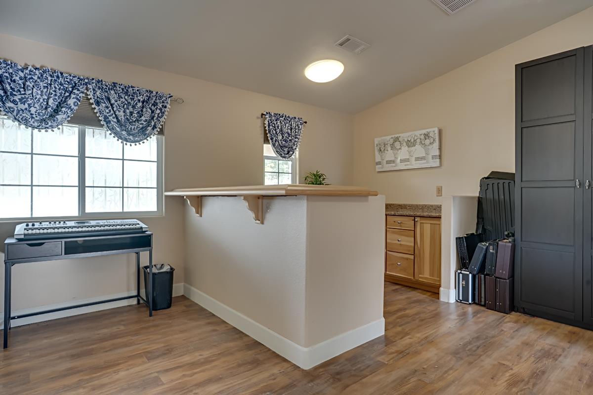 Detail Gallery Image 8 of 48 For 7762 Baldwin St, Valley Springs,  CA 95252 - 3 Beds | 2/1 Baths