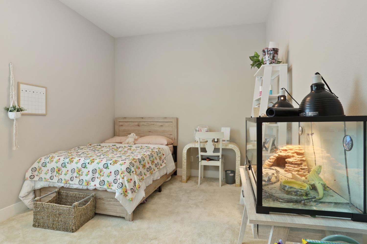 Detail Gallery Image 41 of 61 For 2134 Rambutan Pl, Manteca,  CA 95337 - 5 Beds | 3/1 Baths