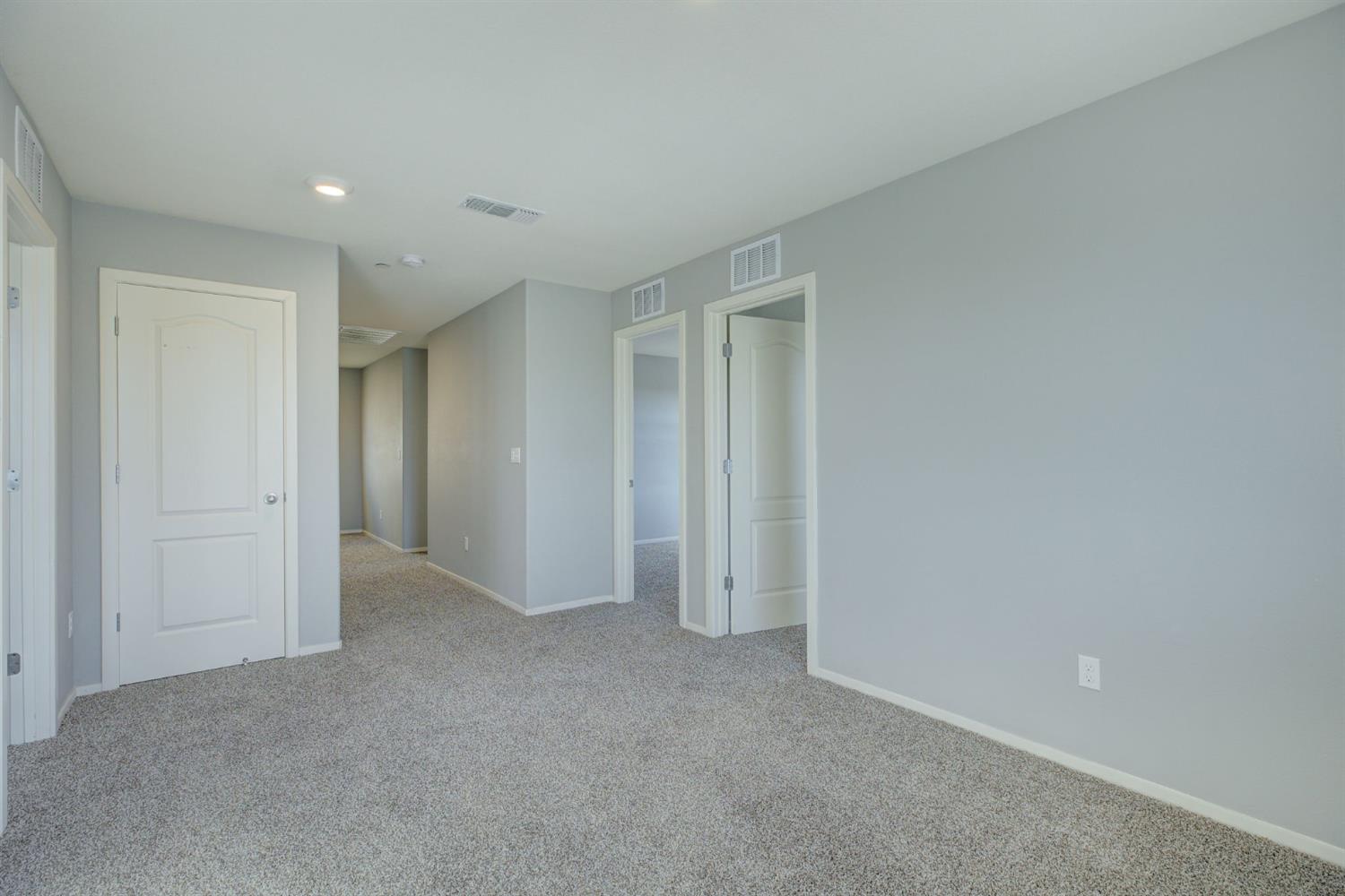 Emerald Park Lane, Roseville, California image 19