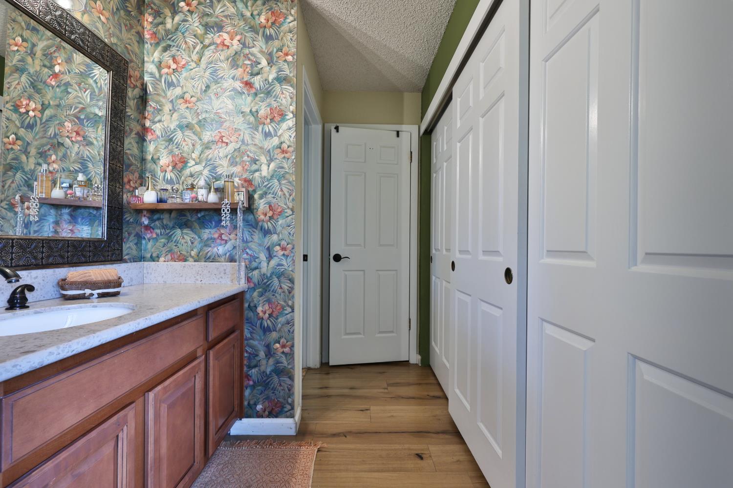 Hurley Way #3, Sacramento, California image 16