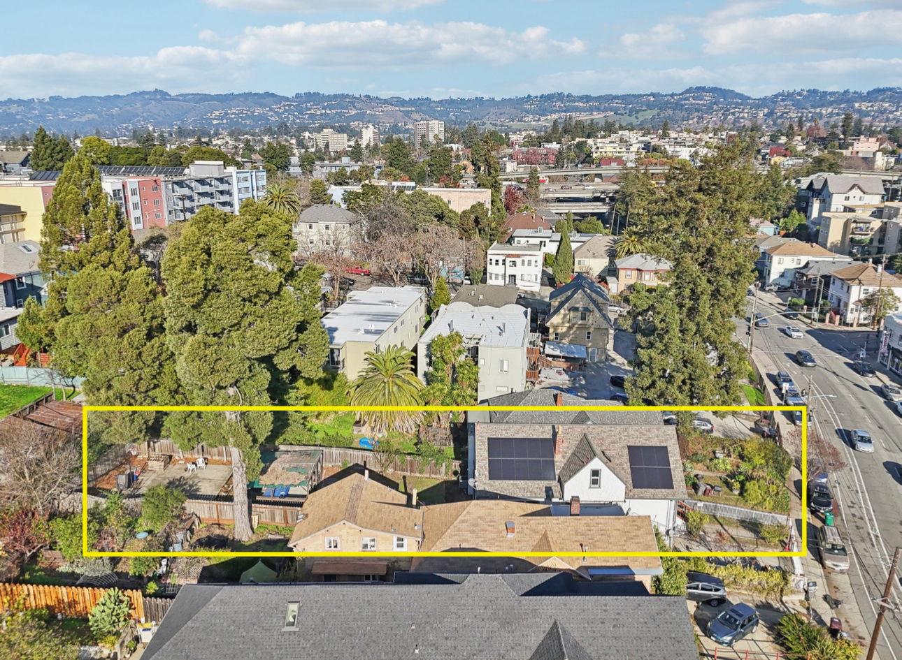 Detail Gallery Image 22 of 33 For 3133 Harrison St, Oakland,  CA 94611 - 4 Beds | 2 Baths