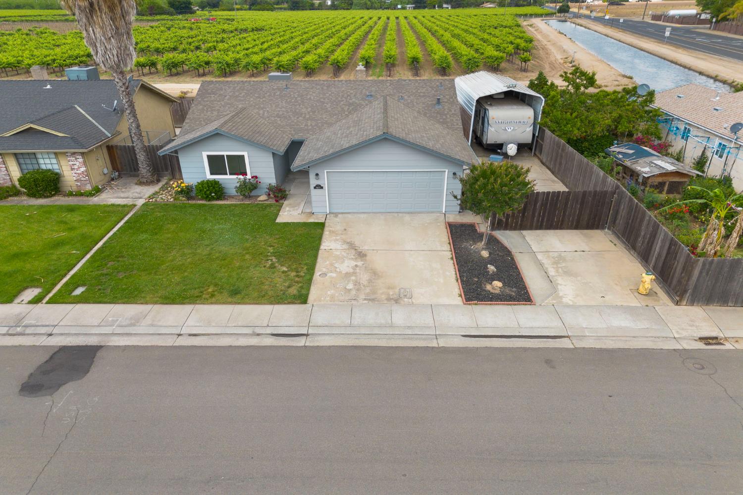 Benedict Drive, Woodbridge, California image 2