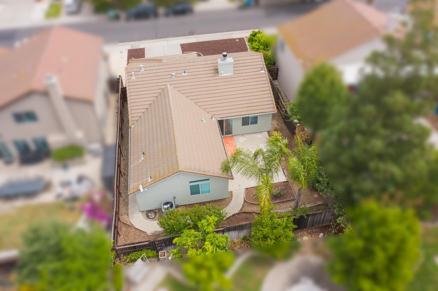Detail Gallery Image 27 of 35 For 9134 Bungalow Way, Elk Grove,  CA 95758 - 3 Beds | 2 Baths