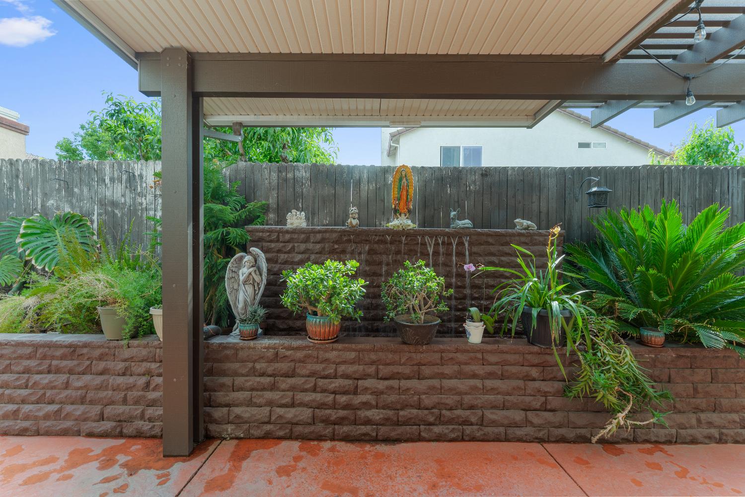 Detail Gallery Image 39 of 59 For 8269 Red Rock Dr, Sacramento,  CA 95829 - 4 Beds | 2/1 Baths