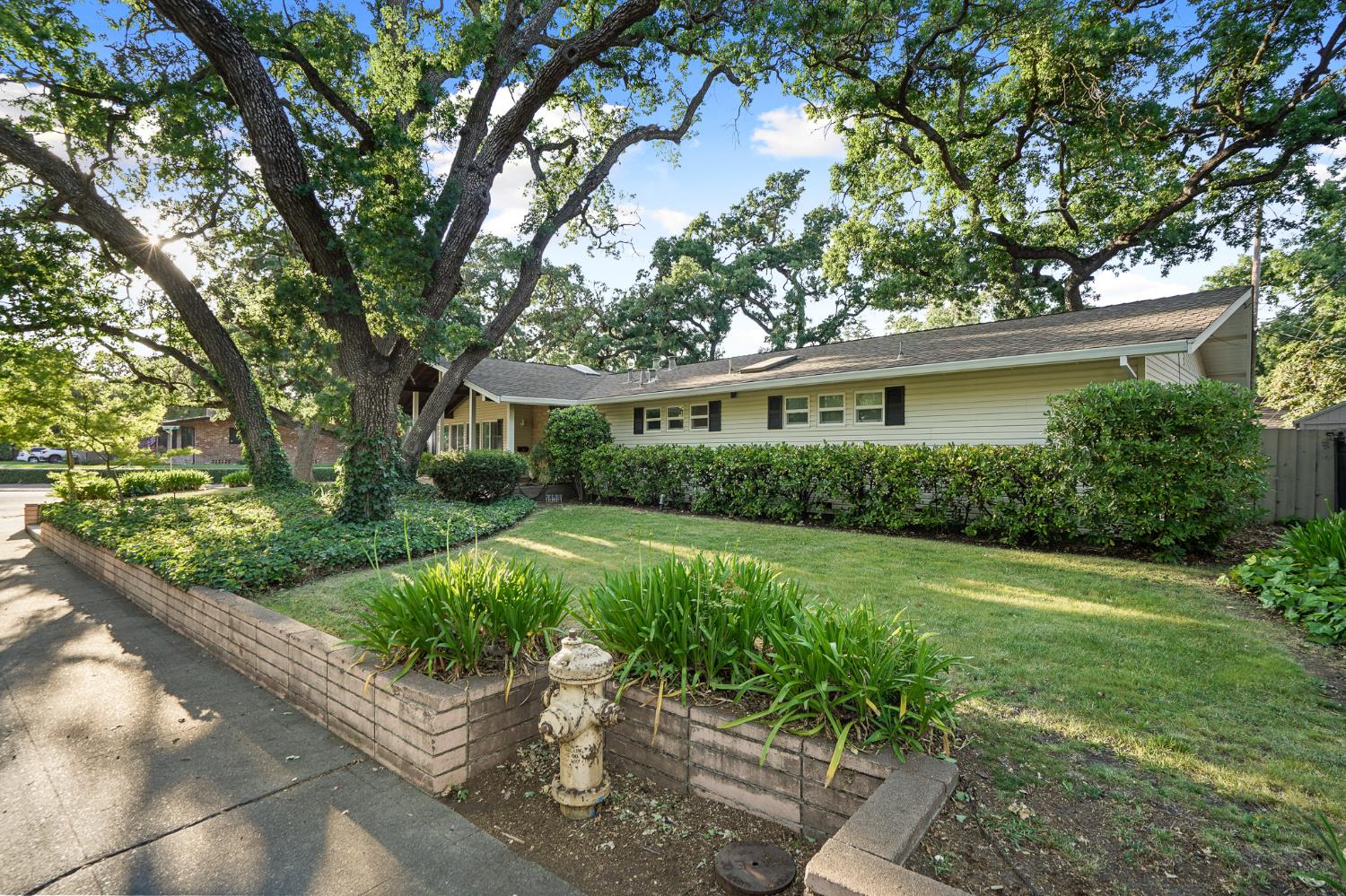 Detail Gallery Image 68 of 79 For 2321 Bonniebrook Dr, Stockton,  CA 95207 - 3 Beds | 2/1 Baths