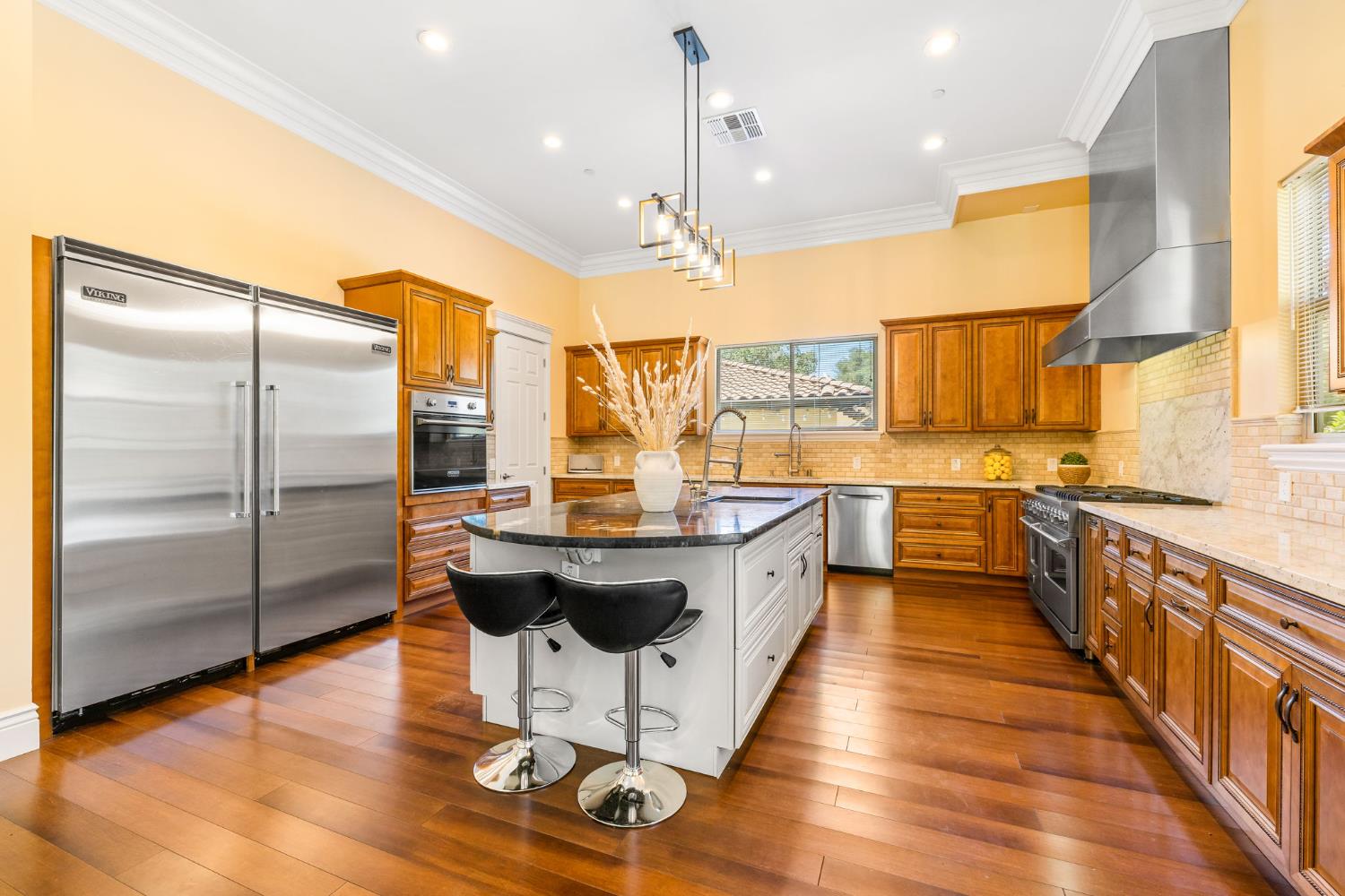 Detail Gallery Image 34 of 98 For 5521 Monte Claire Ln, Loomis,  CA 95650 - 6 Beds | 6/1 Baths