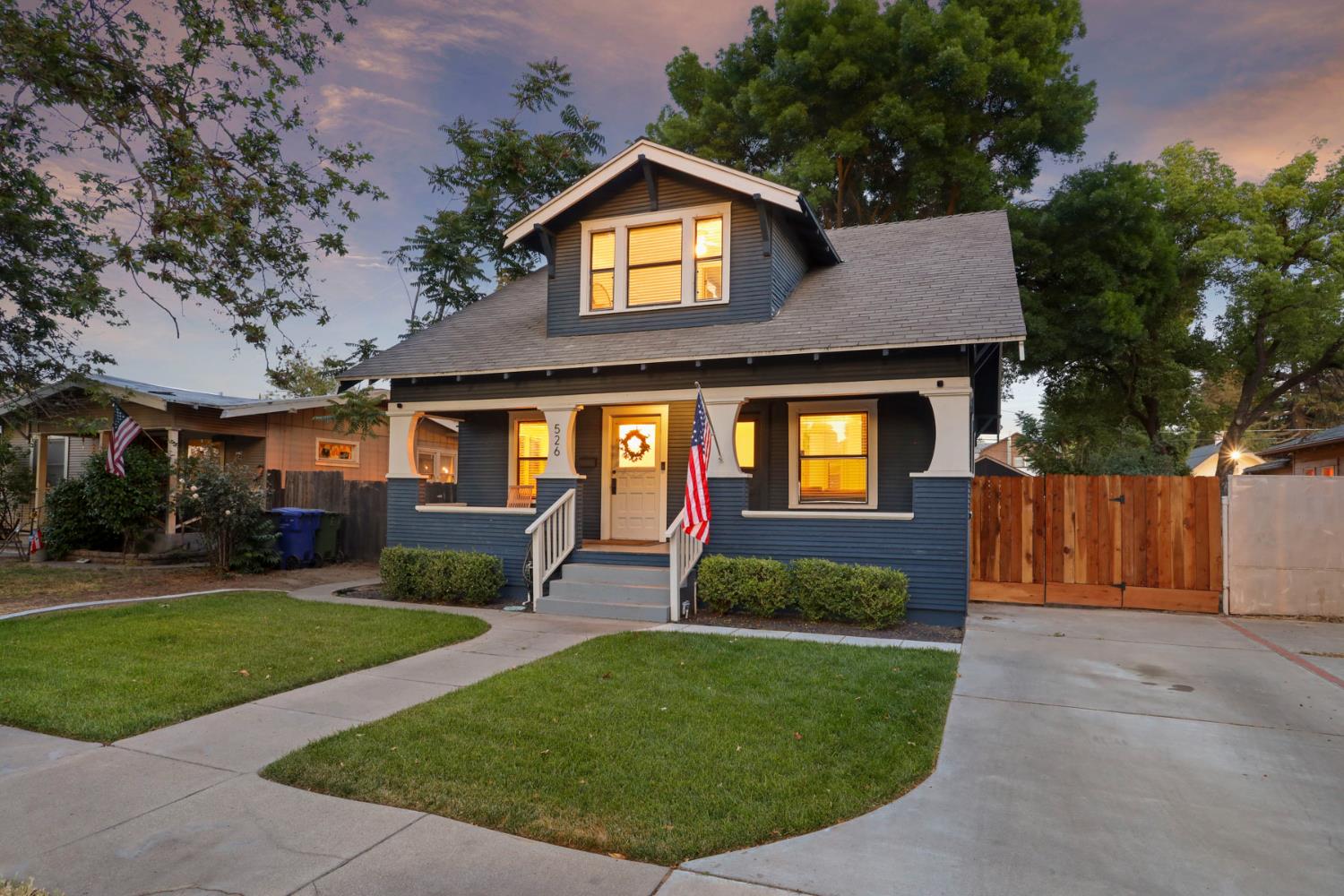 Detail Gallery Image 1 of 30 For 526 Mitchell Ave, Turlock,  CA 95380 - 4 Beds | 1 Baths