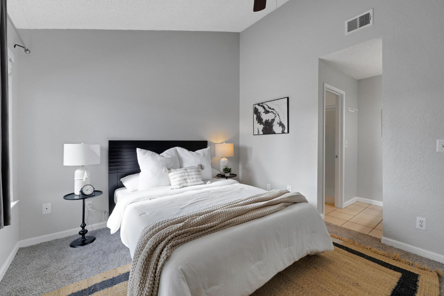 Photo #10: 225062659 Listing: Photo #10