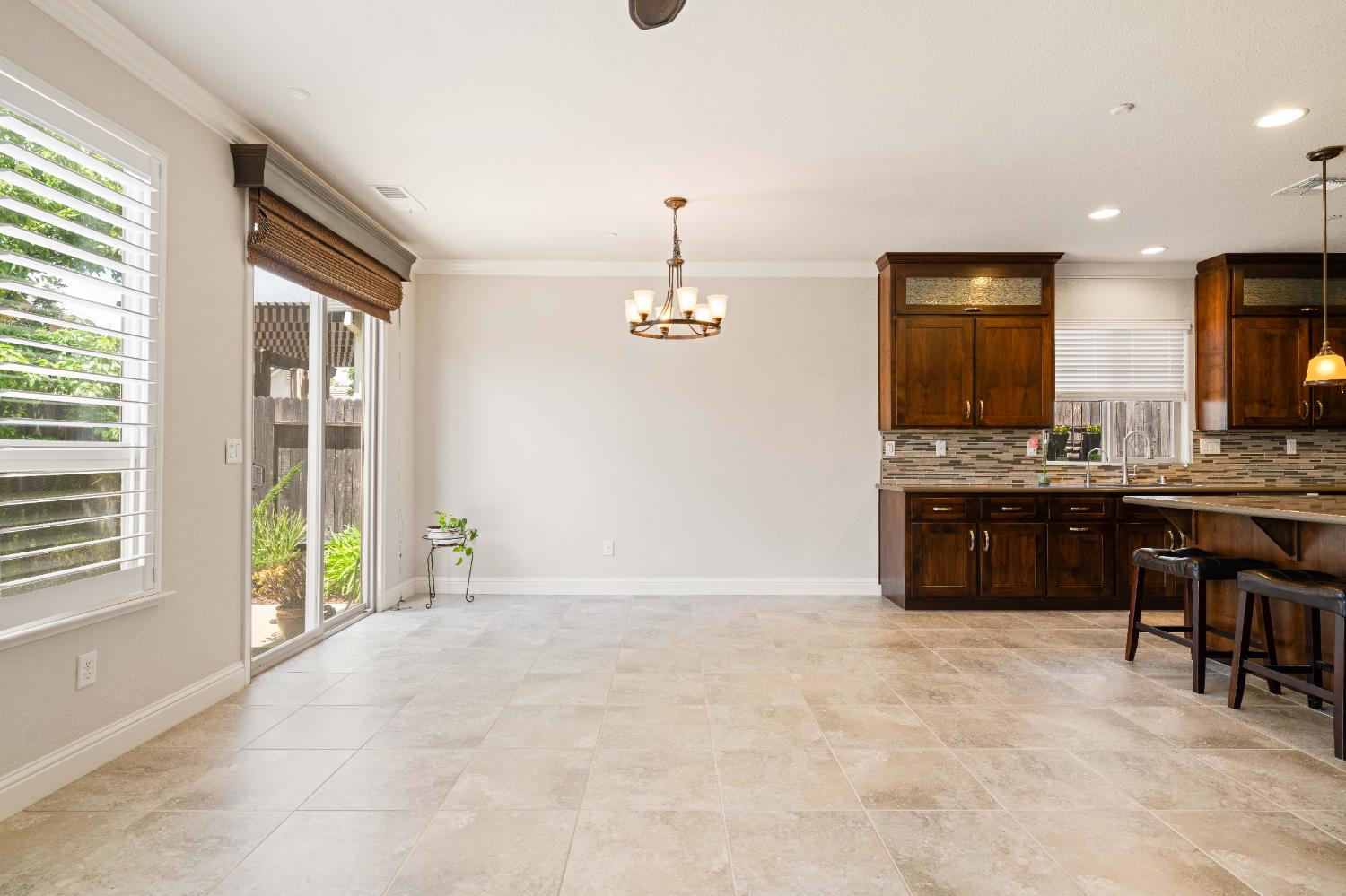 Verrazona Drive, Roseville, California image 7
