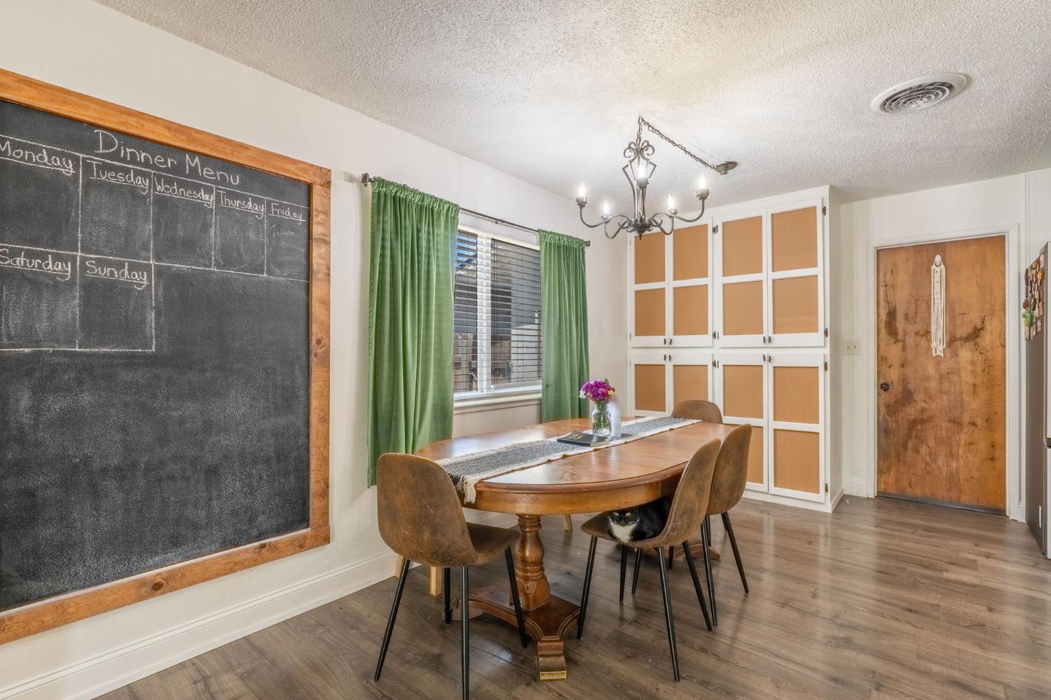 Detail Gallery Image 10 of 27 For 3730 Stanislaus St, Riverbank,  CA 95367 - 3 Beds | 2 Baths