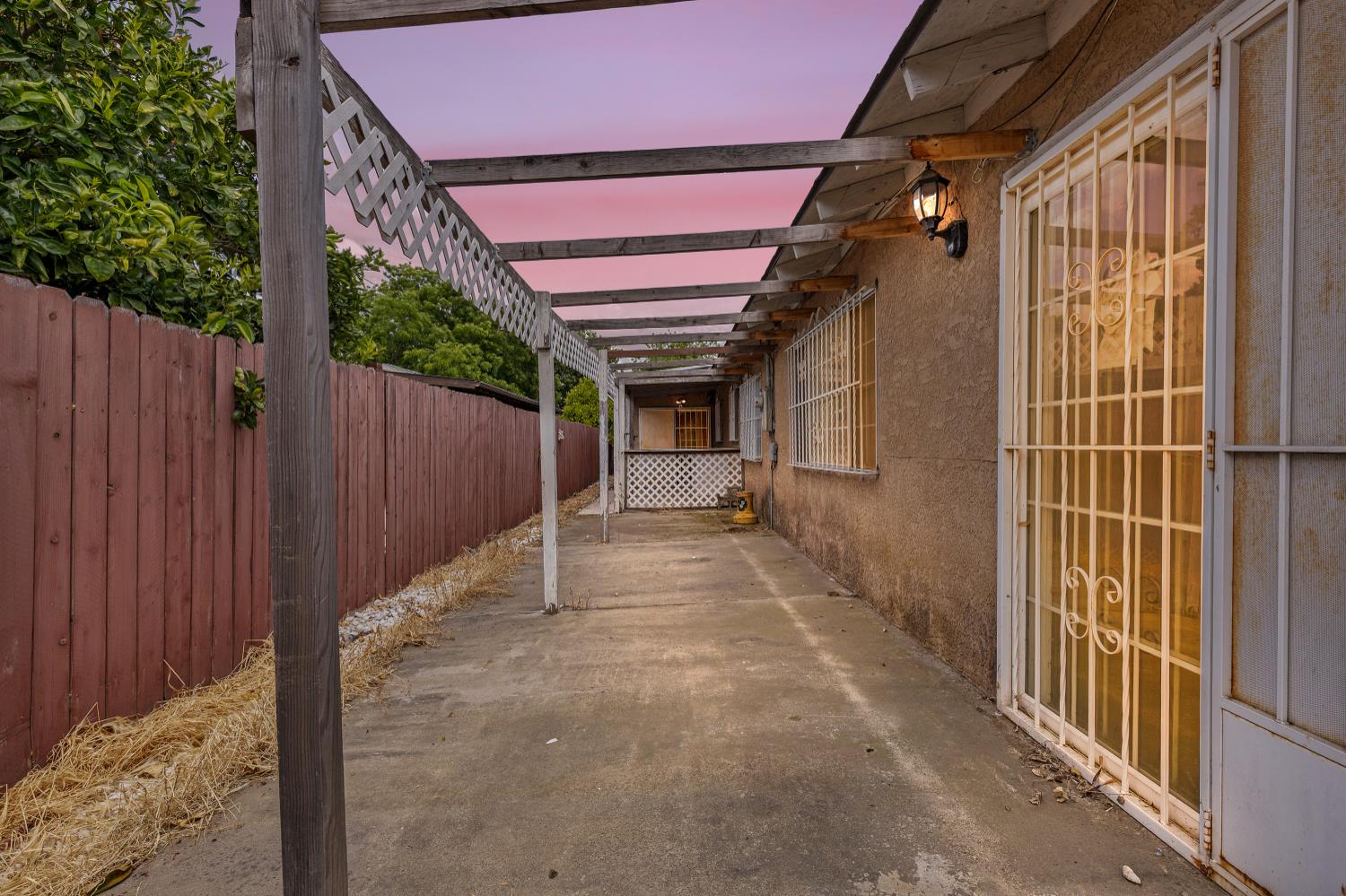 Detail Gallery Image 37 of 44 For 1761 Sikh Temple St, Stockton,  CA 95206 - 4 Beds | 2 Baths