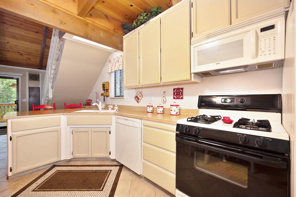 Detail Gallery Image 20 of 47 For 3490 Gold Ridge Trl, Pollock Pines,  CA 95726 - 3 Beds | 2 Baths