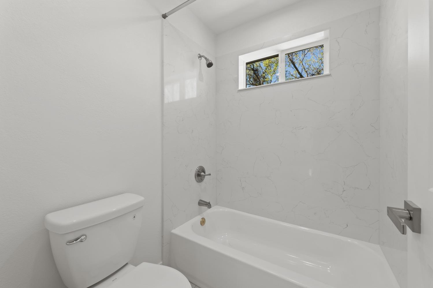 Detail Gallery Image 27 of 33 For 2565 Lexington St, Sacramento,  CA 95815 - – Beds | – Baths