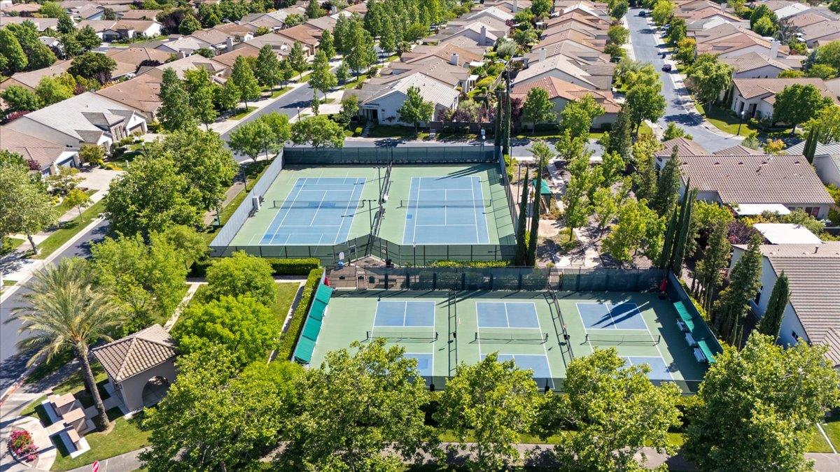 Detail Gallery Image 48 of 48 For 120 Pelican Bay Cir, Sacramento,  CA 95835 - 2 Beds | 2 Baths