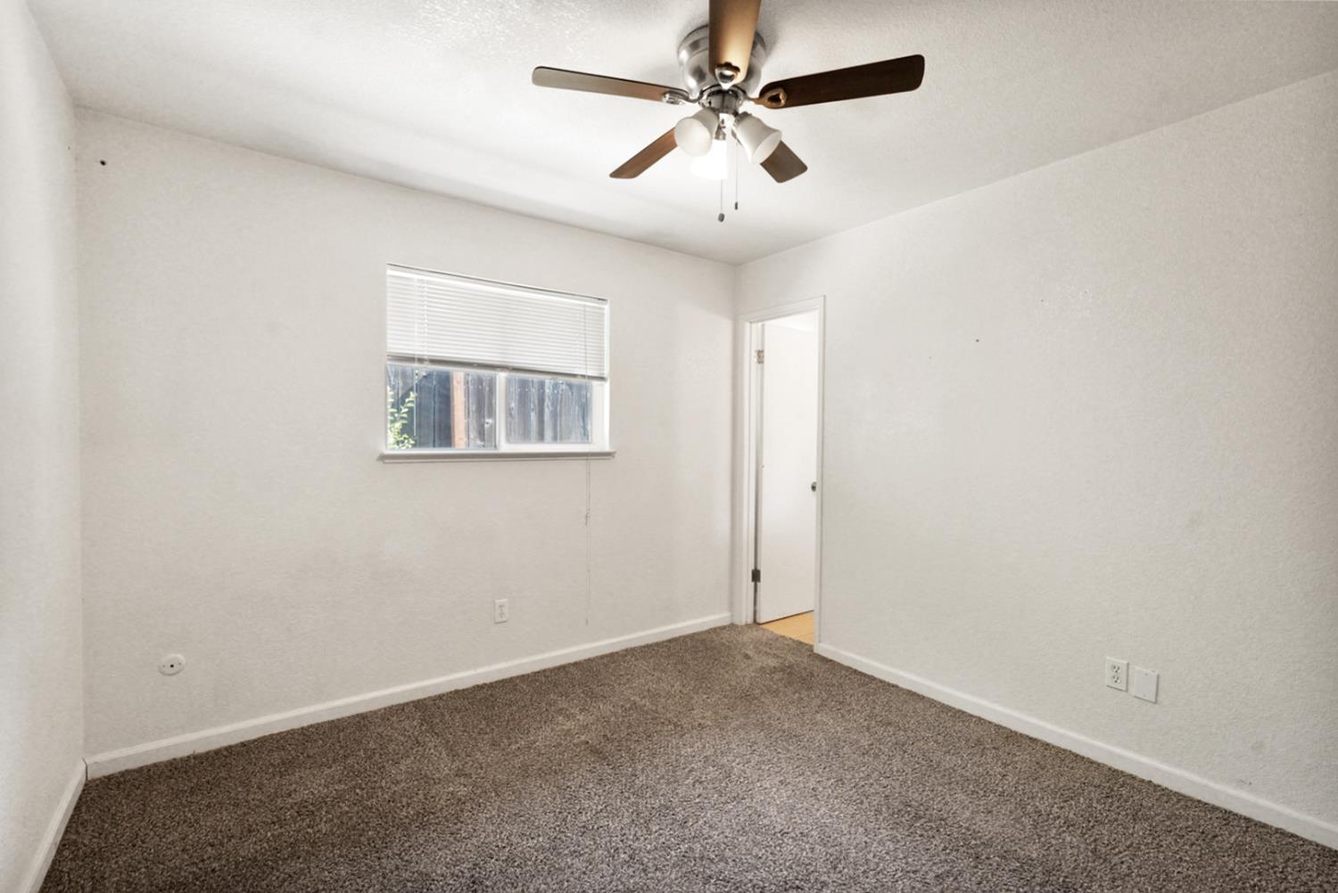Ronald Court, Modesto, California image 17