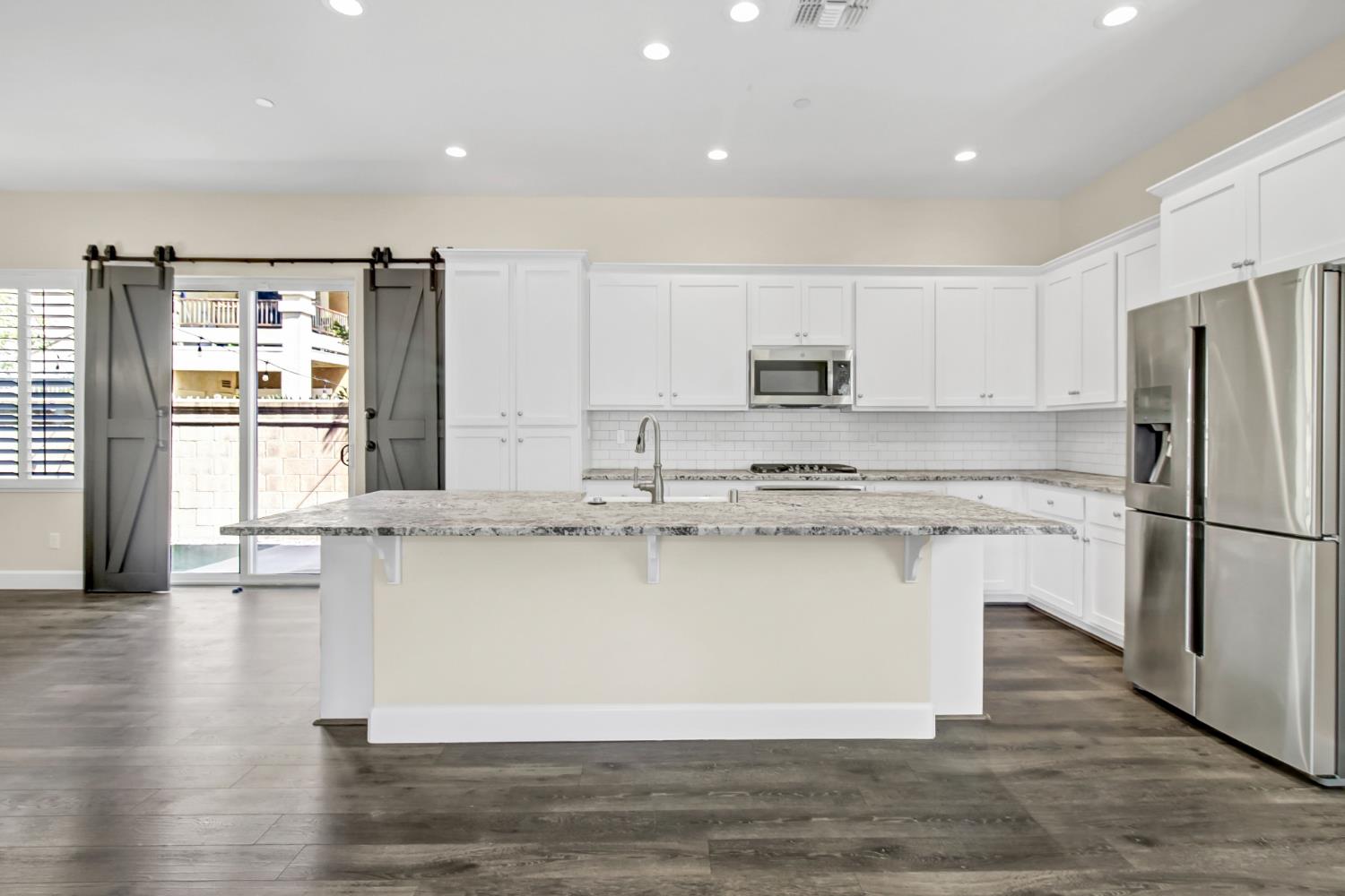 Julia Island Circle, Sacramento, California image 10
