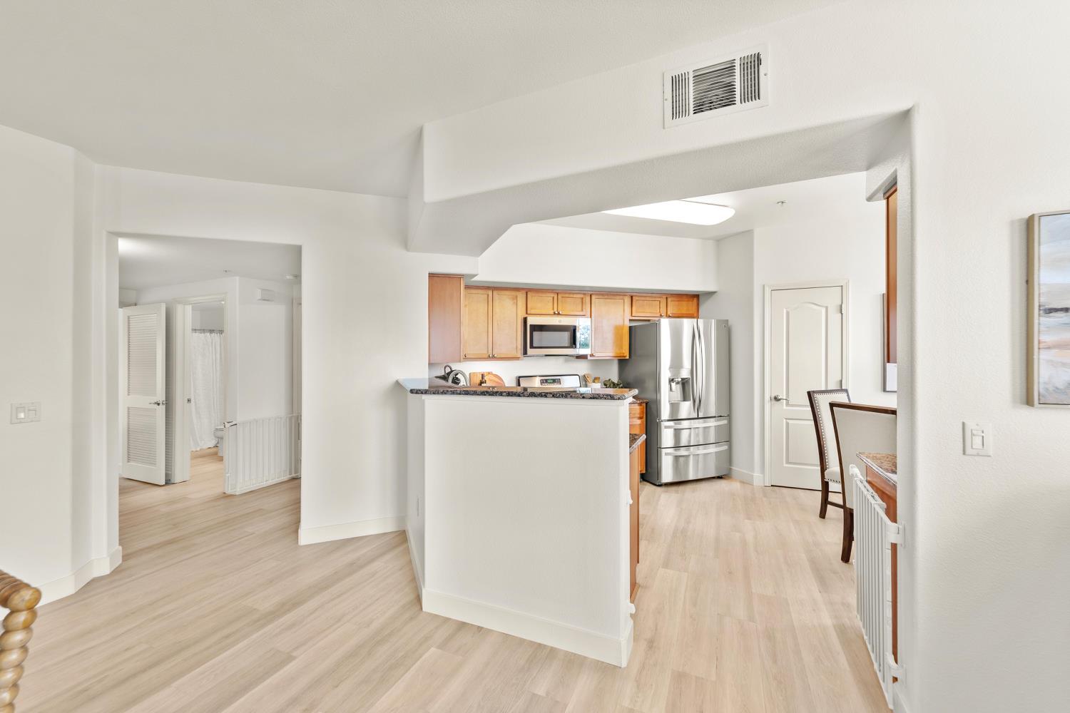 Vessona Circle #1717, Folsom, California image 8