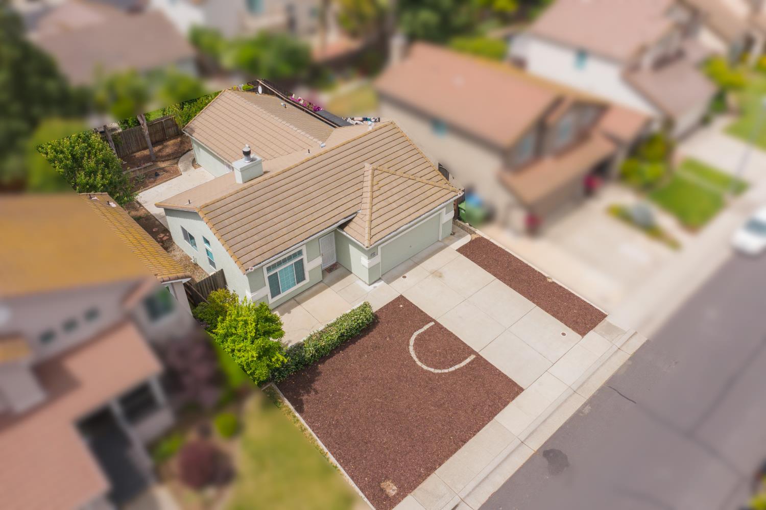 Detail Gallery Image 31 of 35 For 9134 Bungalow Way, Elk Grove,  CA 95758 - 3 Beds | 2 Baths