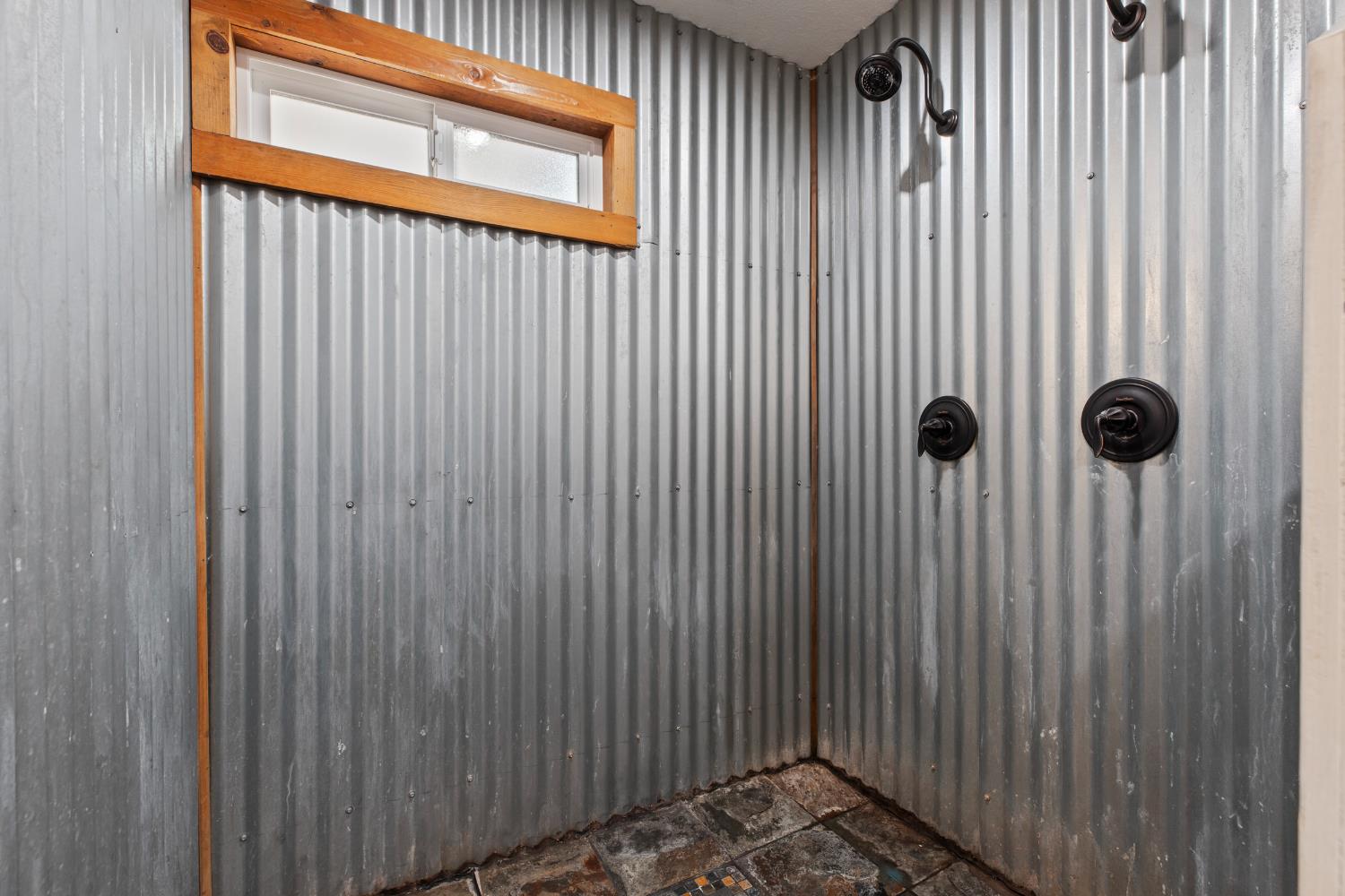 Detail Gallery Image 19 of 33 For 16302 Morrison Rd, Oakdale,  CA 95361 - 3 Beds | 2 Baths