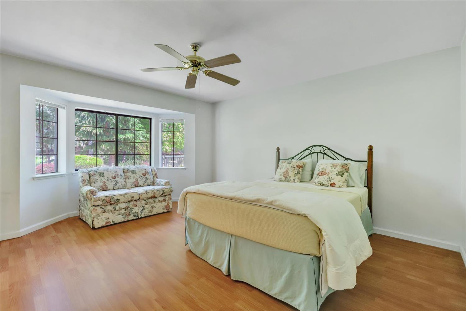 Detail Gallery Image 19 of 59 For 12300 Lake Wildwood Dr, Penn Valley,  CA 95946 - 3 Beds | 2 Baths