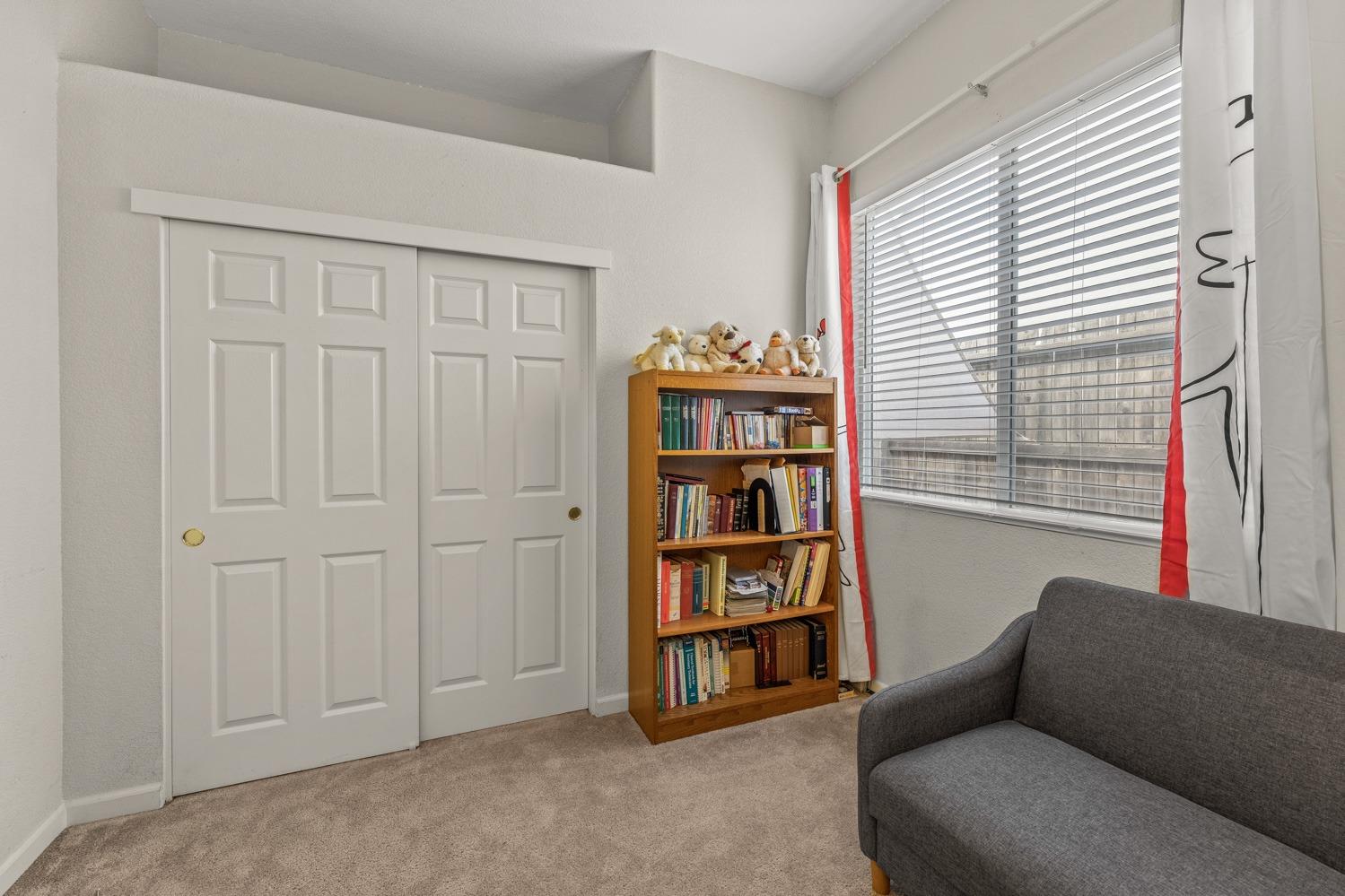 Detail Gallery Image 30 of 43 For 5512 Sienna Hills Way, Antelope,  CA 95843 - 4 Beds | 2 Baths