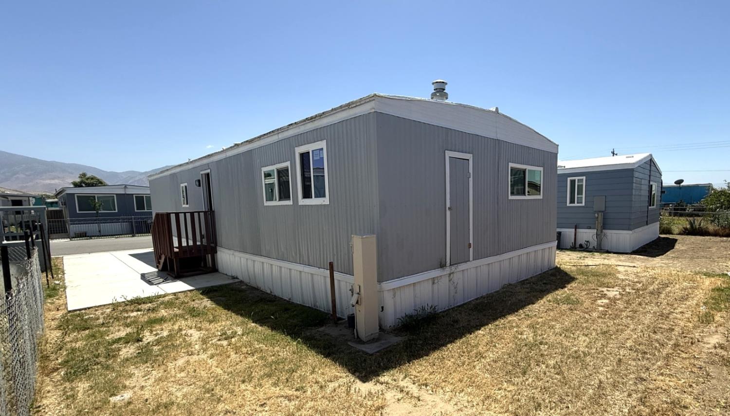 Detail Gallery Image 2 of 5 For 801 Schipper St 48, Bakersfield,  CA 93203 - 2 Beds | 2 Baths