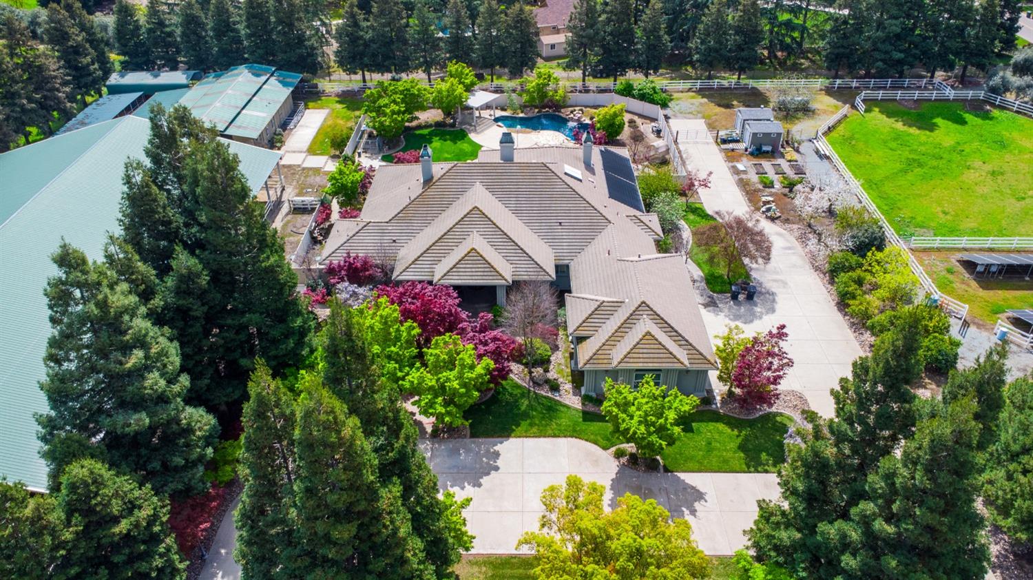 Detail Gallery Image 68 of 77 For 5000 Peach Blossom Ln, Oakdale,  CA 95361 - 5 Beds | 3/1 Baths