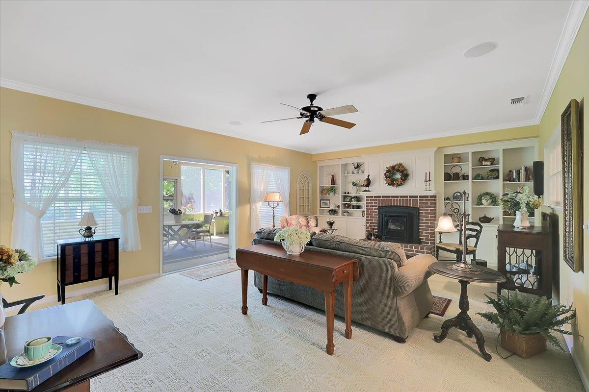 Detail Gallery Image 11 of 84 For 685 Saddleback Dr, Marysville,  CA 95901 - 3 Beds | 2/2 Baths