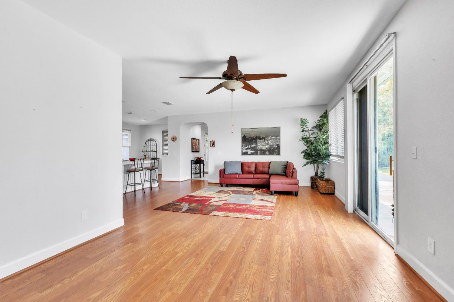 Detail Gallery Image 17 of 43 For 1073 Bronco Dr, Plumas Lake,  CA 95961 - 4 Beds | 2 Baths